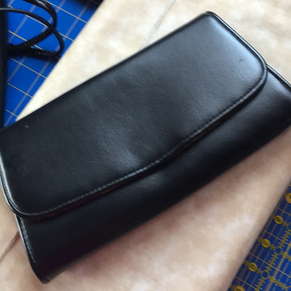 Vintage black pleather clutch